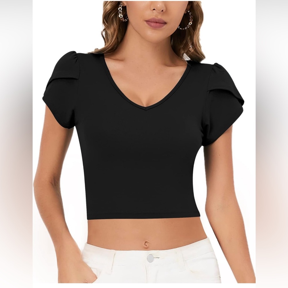CLOZOZ V Neck Petal Short Sleeve Crop Top👚for Women👩🏽Sz Small